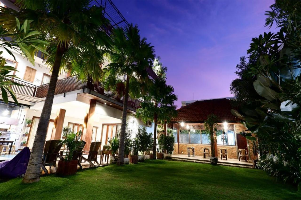 The Paving Villa Canggu Buitenkant foto