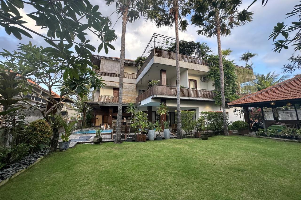 The Paving Villa Canggu Buitenkant foto